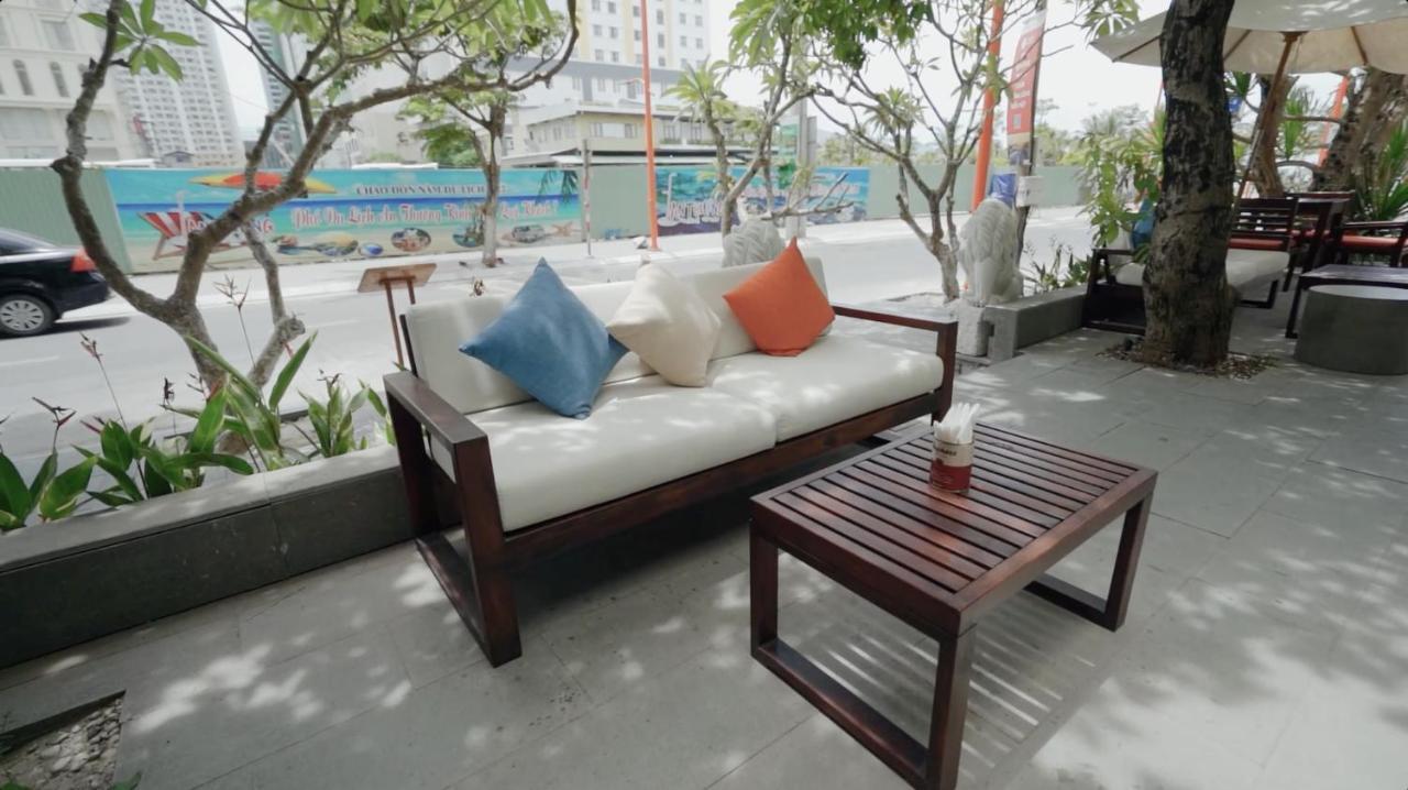 Chu Hotel Da Nang Esterno foto